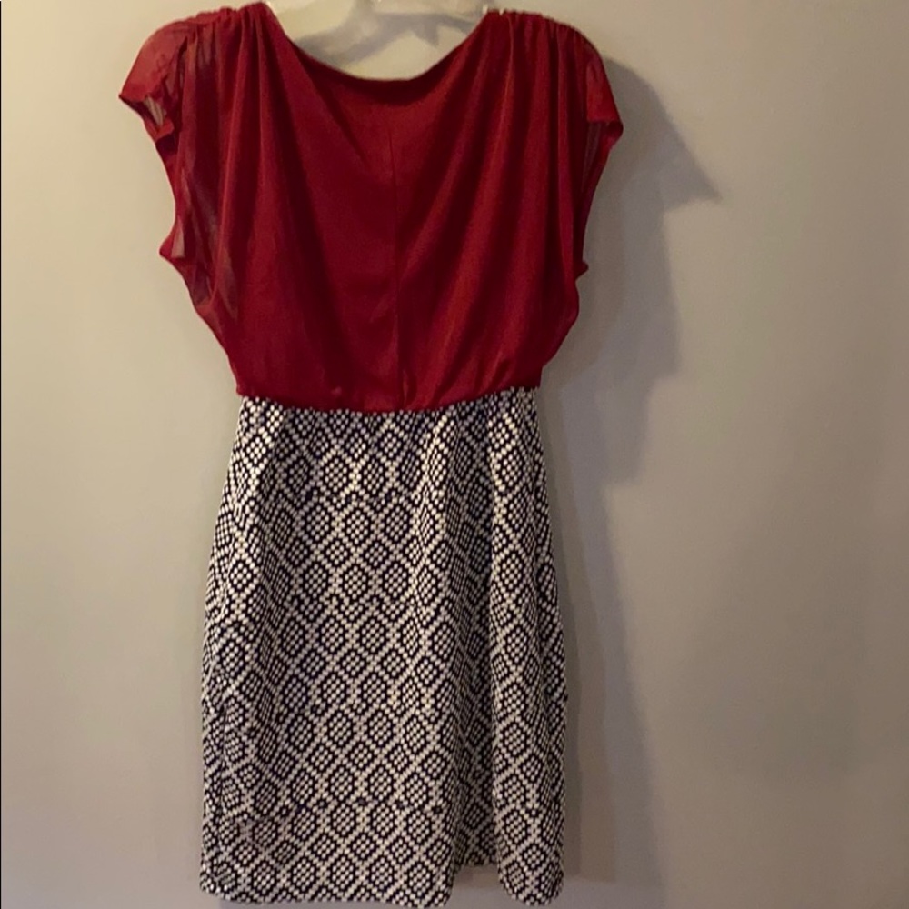 Dress - Picture 3 of 3